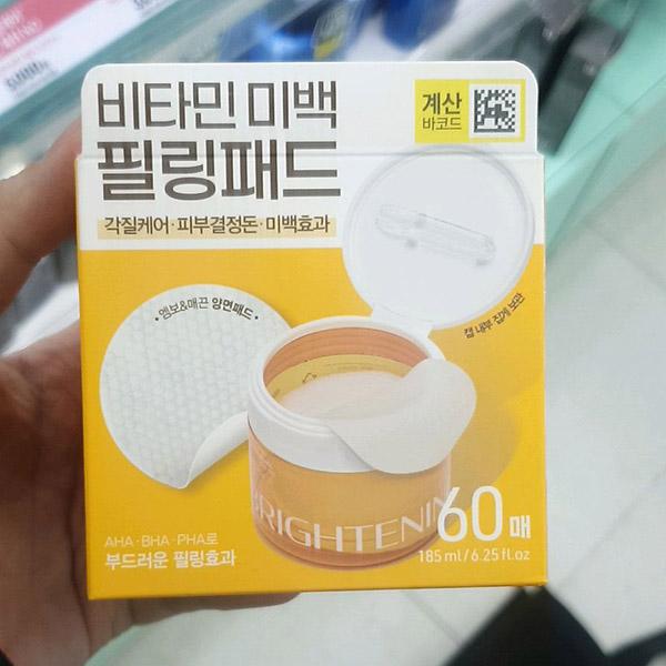Vitamin Whitening Peeling Pad 60pcs One thing