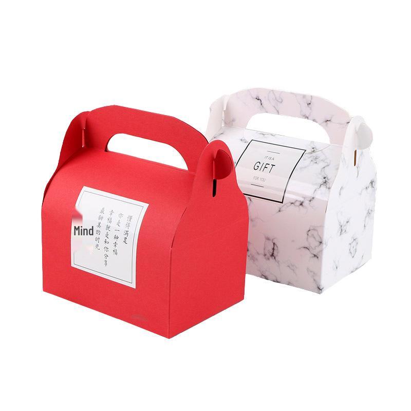 Ruční krabička na švýcarskou roládu a pečivo na dorty, sendviče a sušenky.