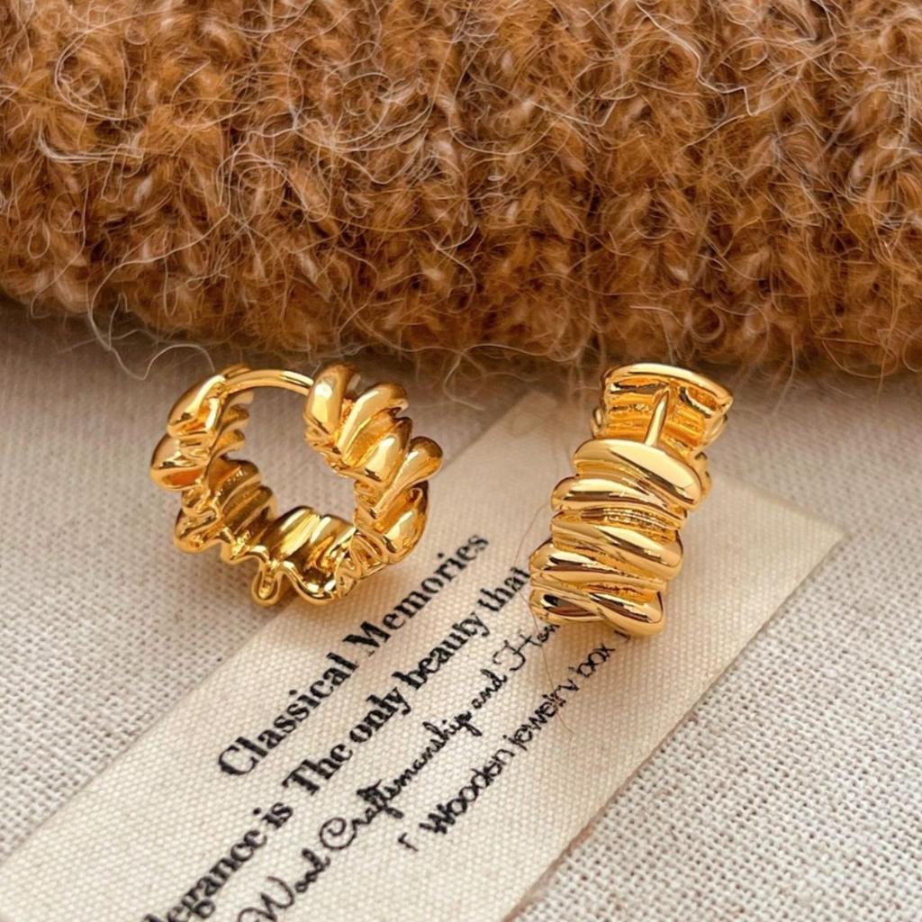 Brass Metal Corrugated Ear Buckles with a High-end Feel, Irregular and Versatile Ear Rings, Simple and Elegant Earrings
