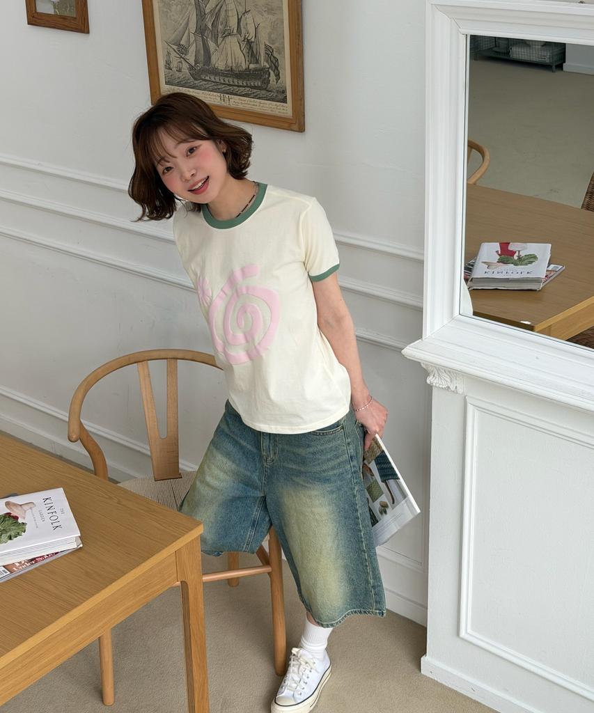 AMOU Molly Ringer T-Shirts Ivory