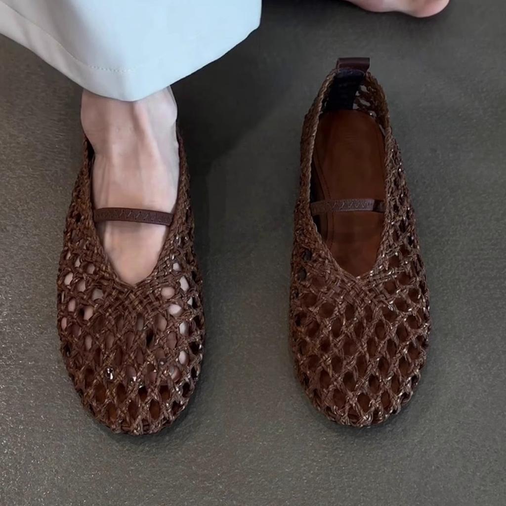 Sheepskin version~ French woven hollow and breathable niche flat-soled sandals women's summer shallow mouth one-word round head single shoes