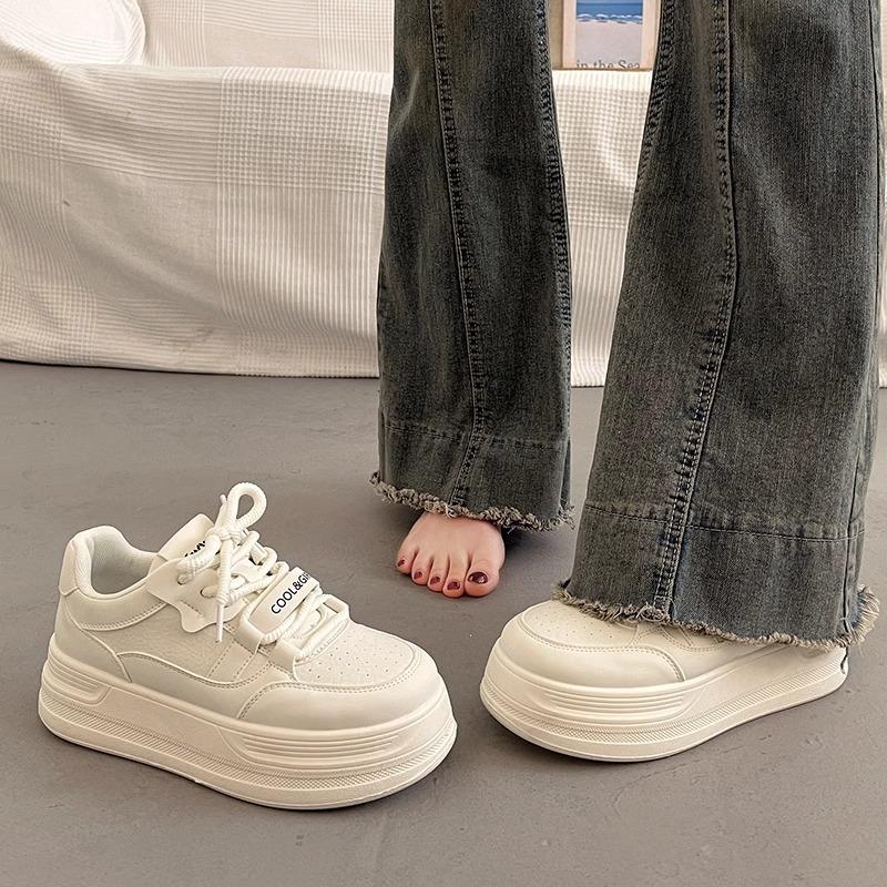 Vielseitige Plateau-Damenschuhe zur Größenvergrößerung Neue Frühjahrs- und Herbst-Freizeit-Sportschuhe