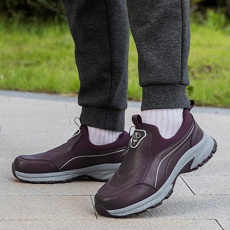 Mom shoes new mid-leather waterproof walking shoes soft-soled sneakers in autumn 35