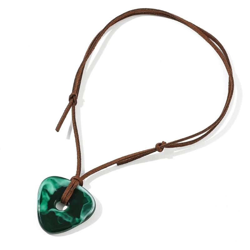 Resin Coraline Stone Necklace Chain Pendant Green Stone Necklace Triangles Charm Rope Chain Halloween Jewelry Accessory
