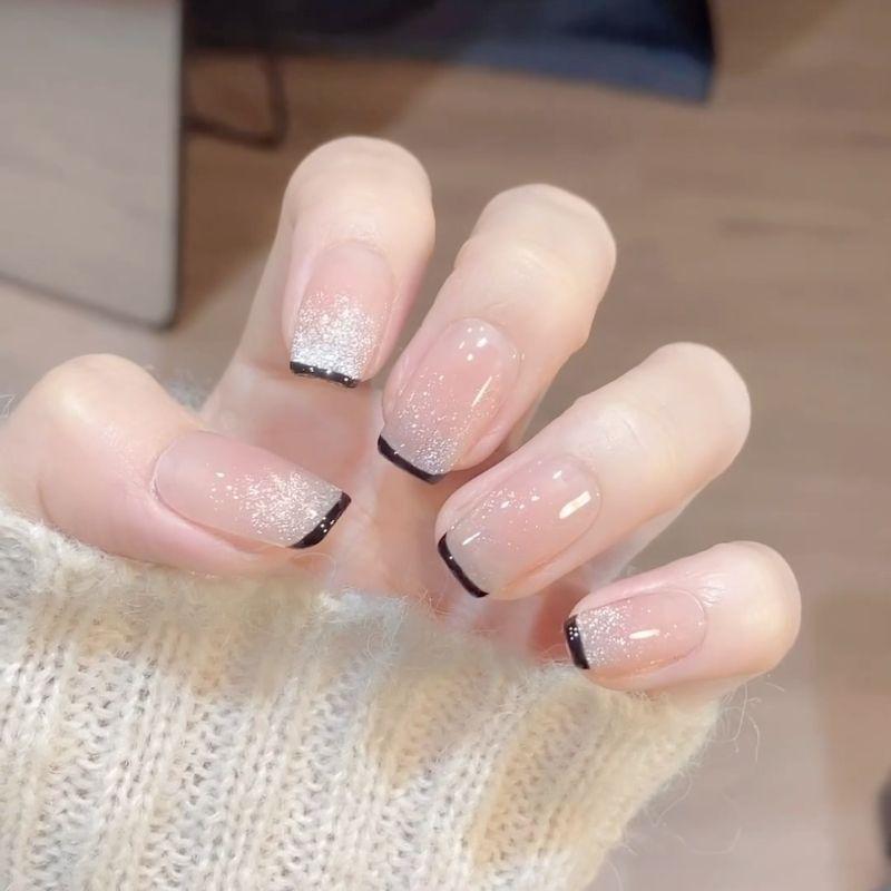 

Simple Graceful Wear Nail Finished Product Gentle Fairy Cat Eye Black French Fake Nails White Pure Handmade Nail Stickers XS short square Elegant cat eye black French