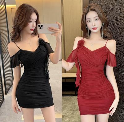 Wind Sexy Mesh Yarn Low-cut Flower Splicing Dress Women's Pure Desire Design Sense Niche Waist-wrapped Hip Skirt