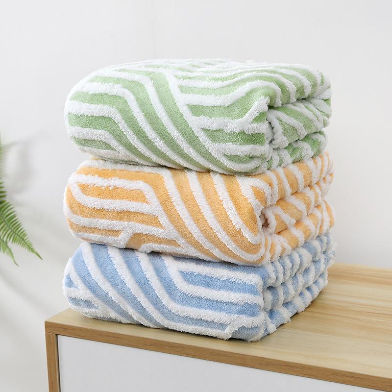 Towel New Jacquard Coral Fleece Bath Towel Striped Texture Soft Absorption Enlarged Thickened Bath Towel Household Women