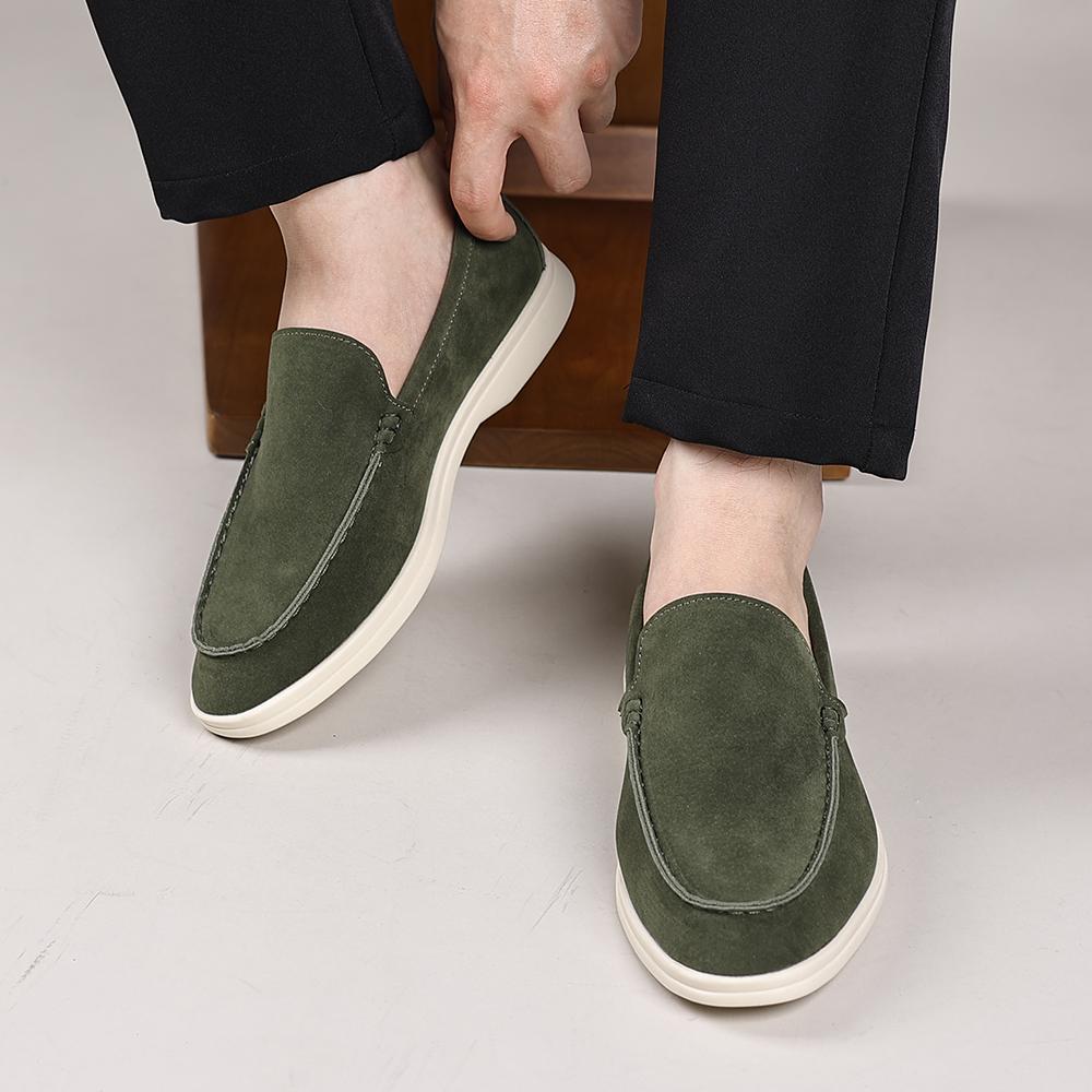 Fashion Men's Suede Loafers Casual Shoes 2025 New Slip-On Driving Moccasins Male Lightweight Walking Shoes Business Leisure Footwear