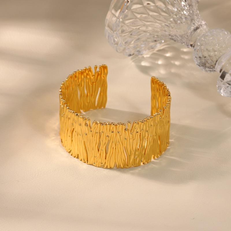 Creative Rose Pattern Wide Version Bracelet Temperament Party Hollow Bracelet Does Not Fade Hot Sale