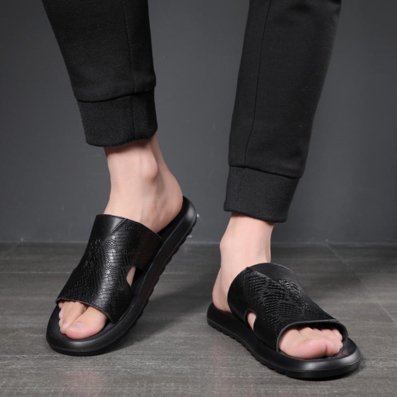 Модные роскошные мужские тапочки 2024 года — фото 3