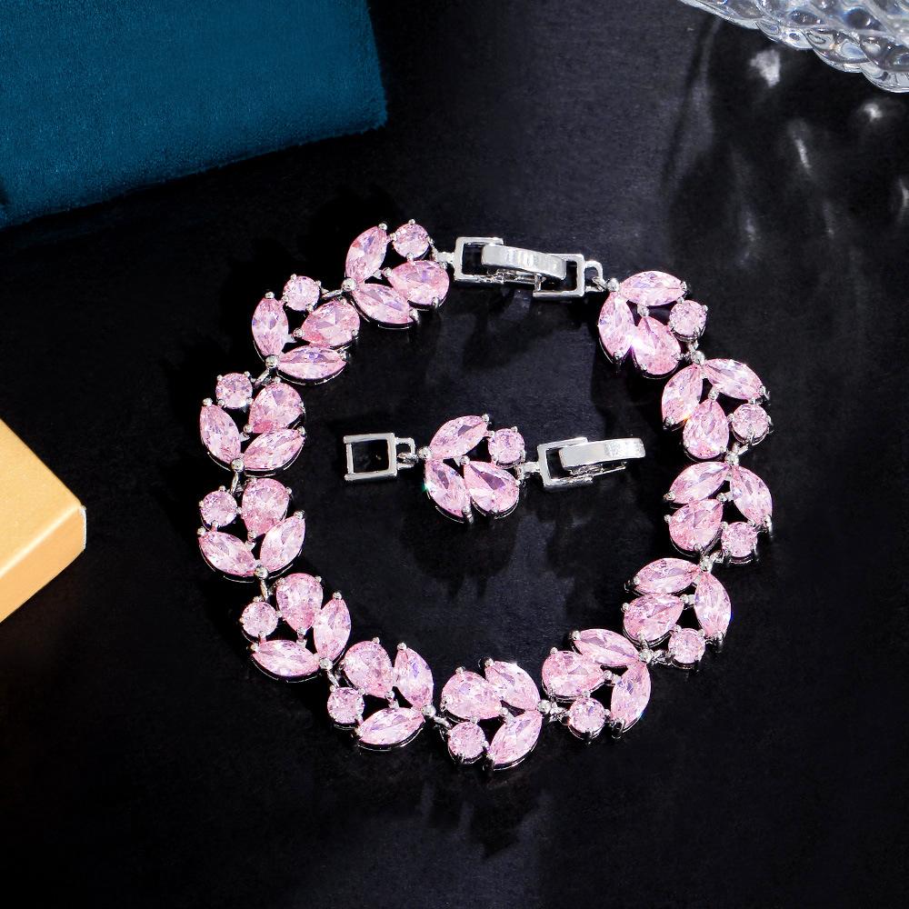 Bracelet Fleur Zircon Incrusté de Cuivre Bijoux Ruili Accessoires de Banquet Cadeau Bijoux