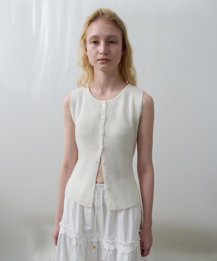 Toabe Back String Detail Knit Vest (Ivory)