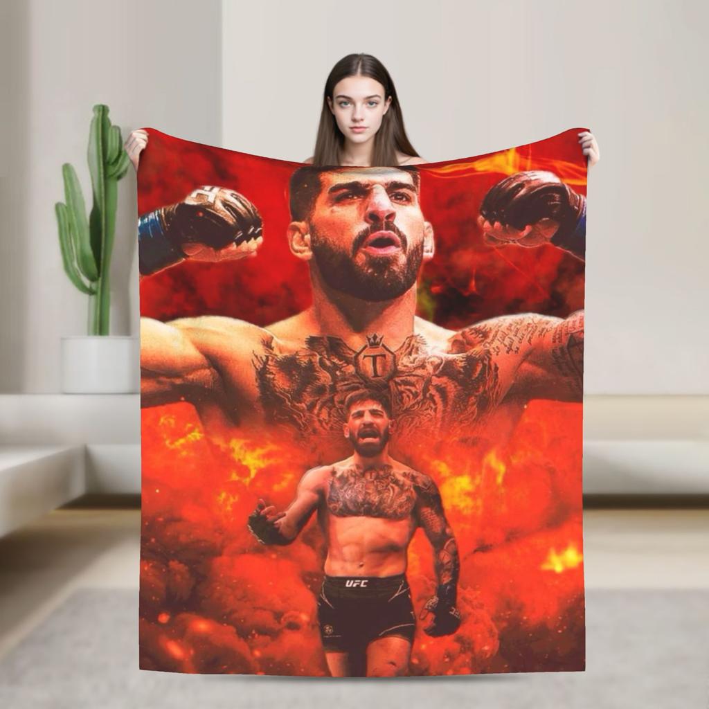 Ilia Topuria Wrestling Wrestler Blanket Multiple Sizes Warm Cozy Fluffy Throw Blankets for Couch Sofa and Bed