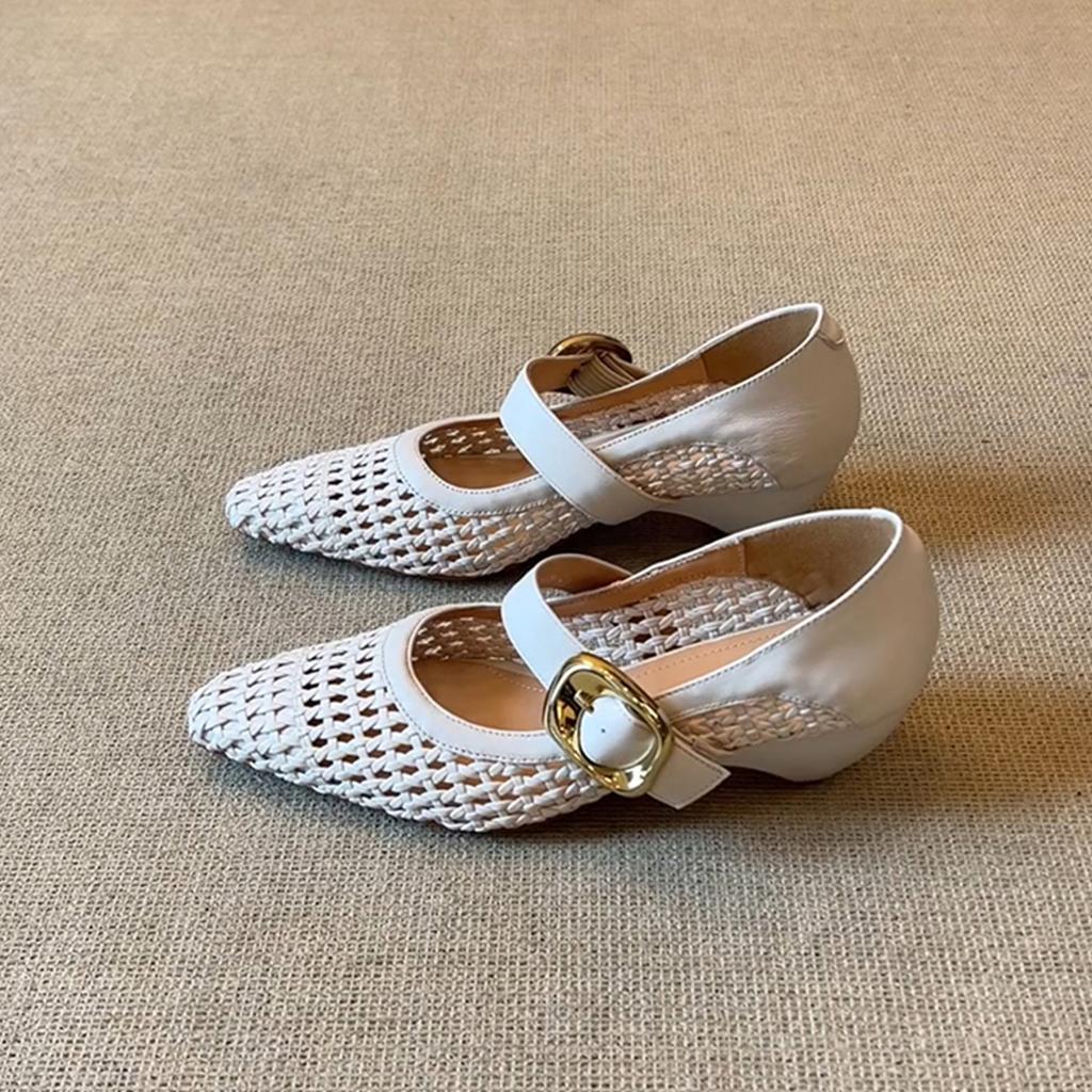 Sheepskin version~ fashionable versatile temperament metal one-word buckle pointed single shoes women's woven hollow breathable shallow mouth sandals