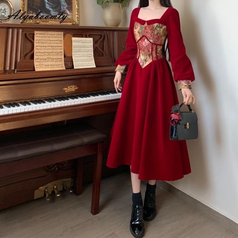 Plus Size Autumn Winter Women Red Velvet Midi Dress Square Collar Jacquard Patchwork Vintage Dress Long Sleeve Elegant Party Dress
