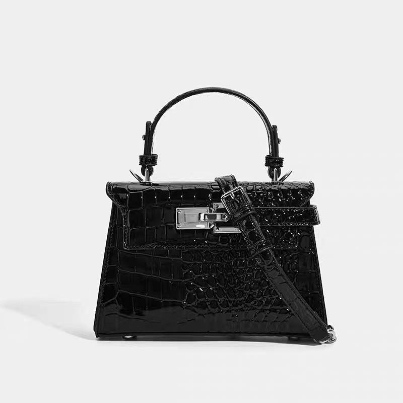IELGY Ladies Black All-Match One-Shoulder Portable Messenger Bag