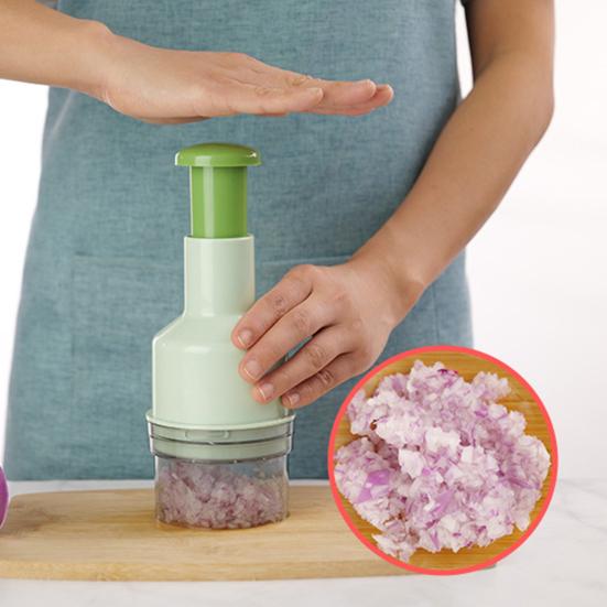 Garlic Pounder Sharp Blade Multifunctional Manual Rotation Grinding Manual Onion Chopper Garlic Crusher Kitchen Gadget