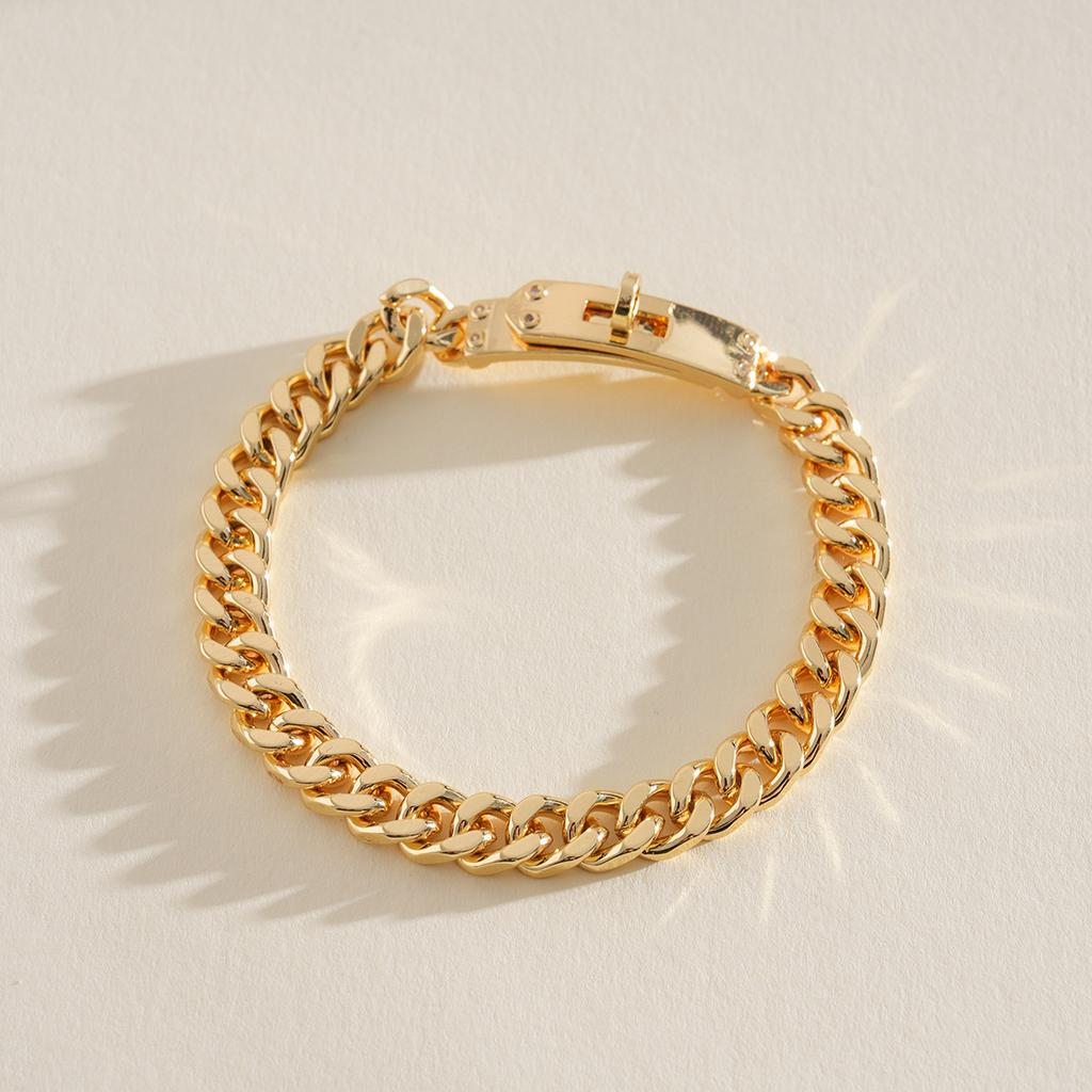 Metal wind chain buckle bracelet personalized fashion design bracelet feeling bracelet jewelry