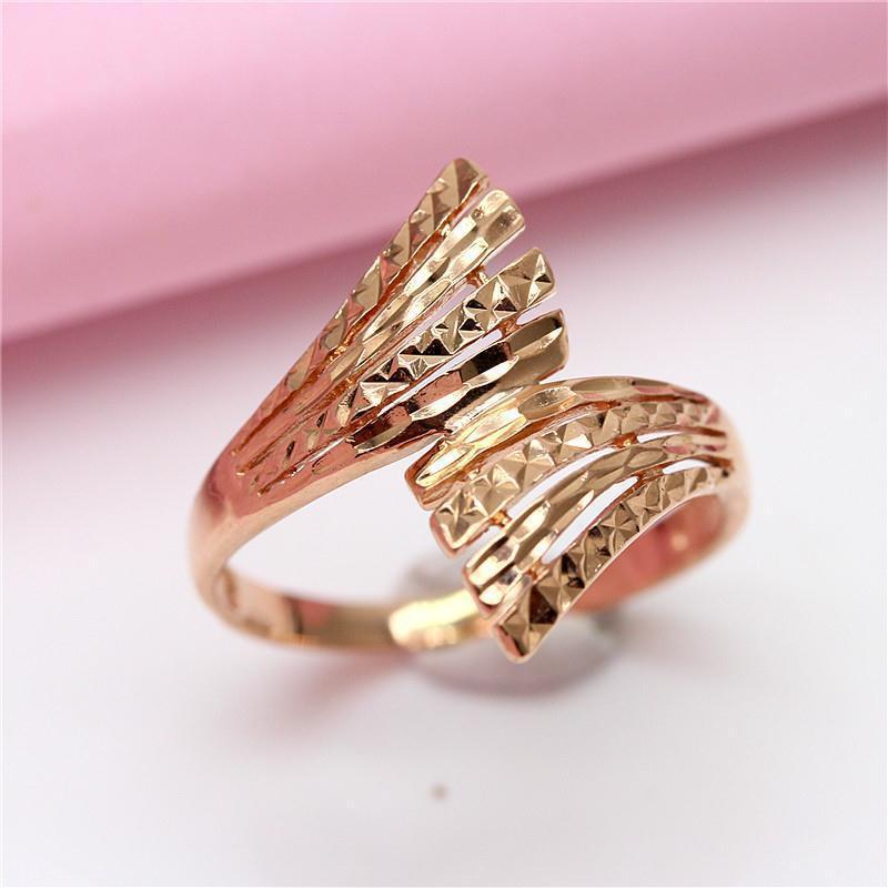 Purple Gold Hollow Ring Personalized Fashion Rose Gold Plated Color Gold Car Flower Ring