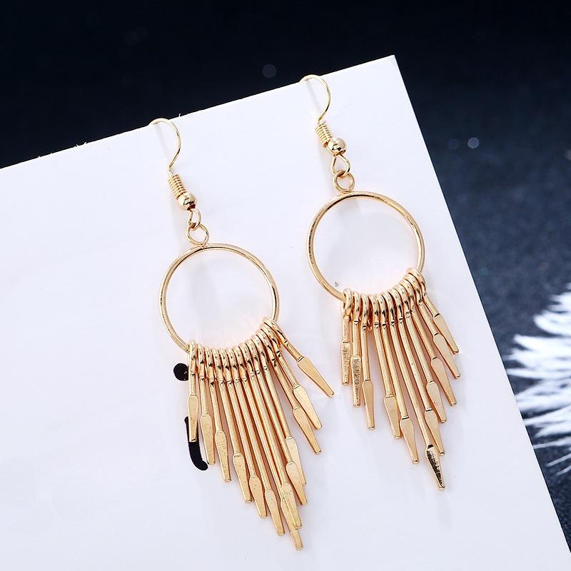 New personalized and versatile tassel earrings with European and American geometric temperament earrings for socialites and women
