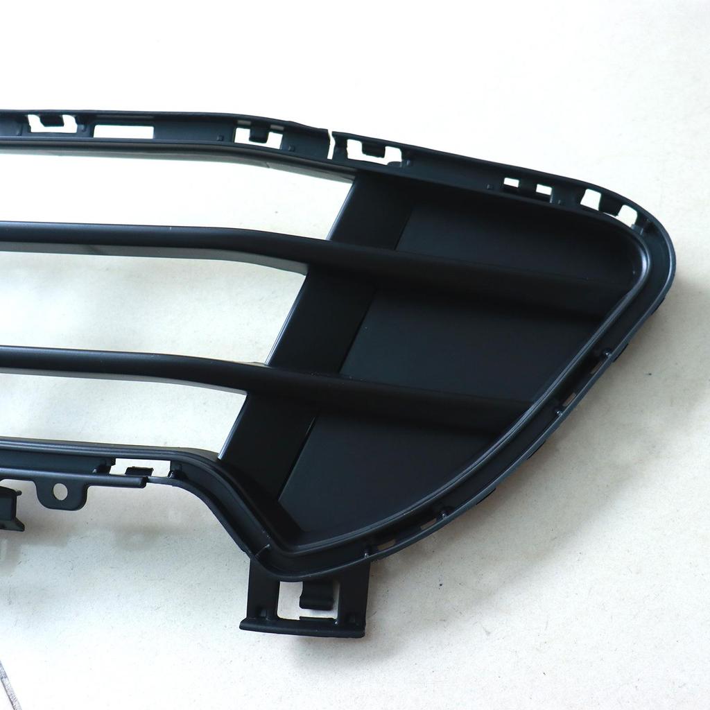 BMW F49 X1 Front Bumper Center Grille (Part 51119451705)