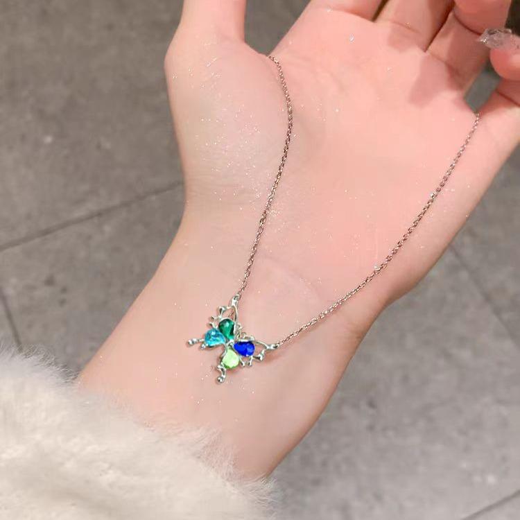 Color Zircon Butterfly Necklace, Female Tide Temperament Versatile, High-End Light Luxury, Niche Design Sense Collarbone Chain