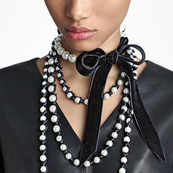 Collana Girocollo In Velluto Nero Con Perla Singola - Ciondolo Vintage Boho In Pelle - Gioiello Minimalista Fatto A Mano