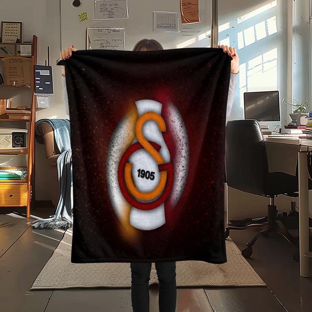 Galatasaray SK2 Flannel Blanket, High Quality Comfortable for All Seasons, Home Decor, Warmth and Comfort