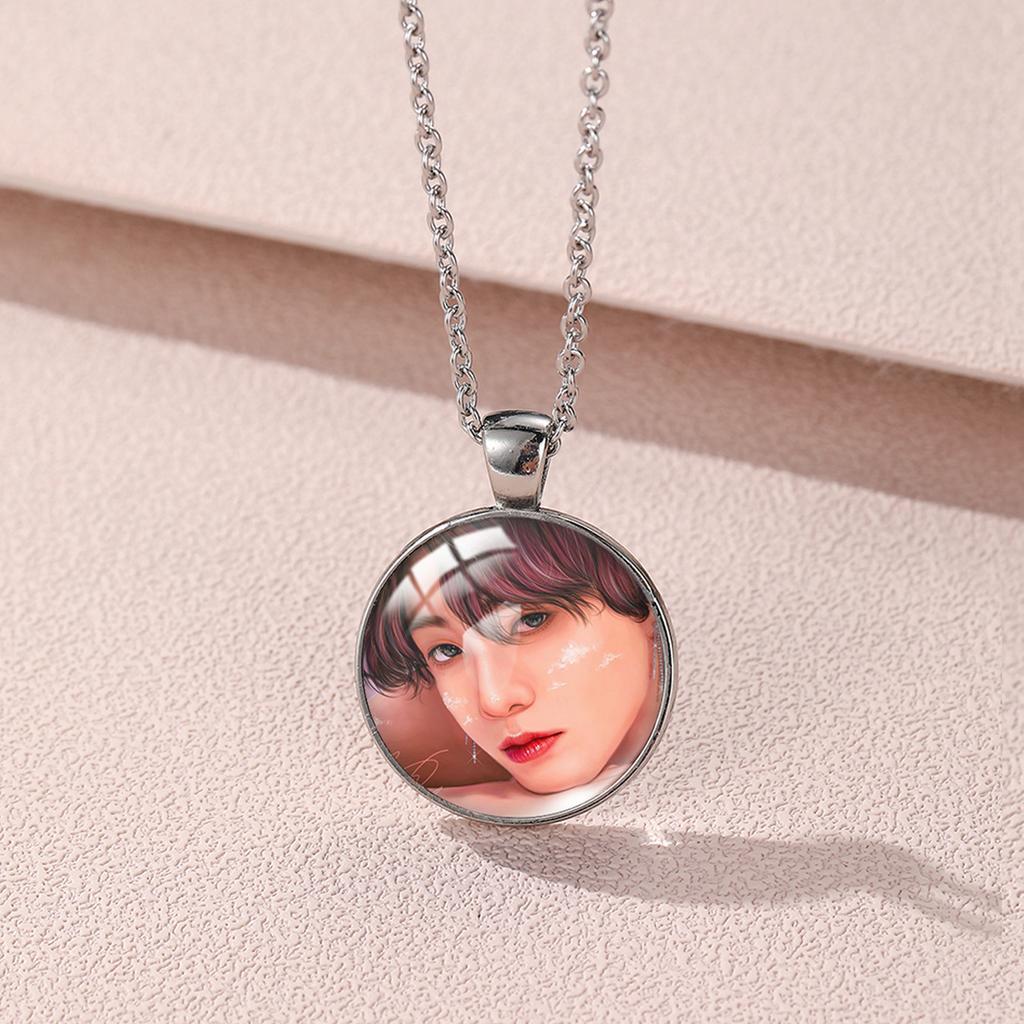 Colar redondo BTS, pingente Bangtan Boys com foto de membro, Item Colecionável Kpop para Fãs ARMY