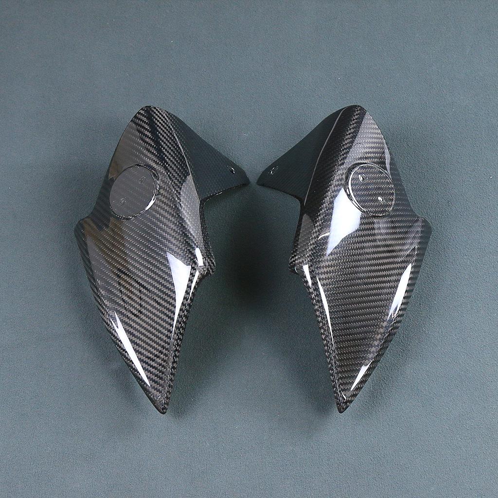 

Yamaha MT09 SP Боковая панель воздухозаборника топливного бака из углеволокна