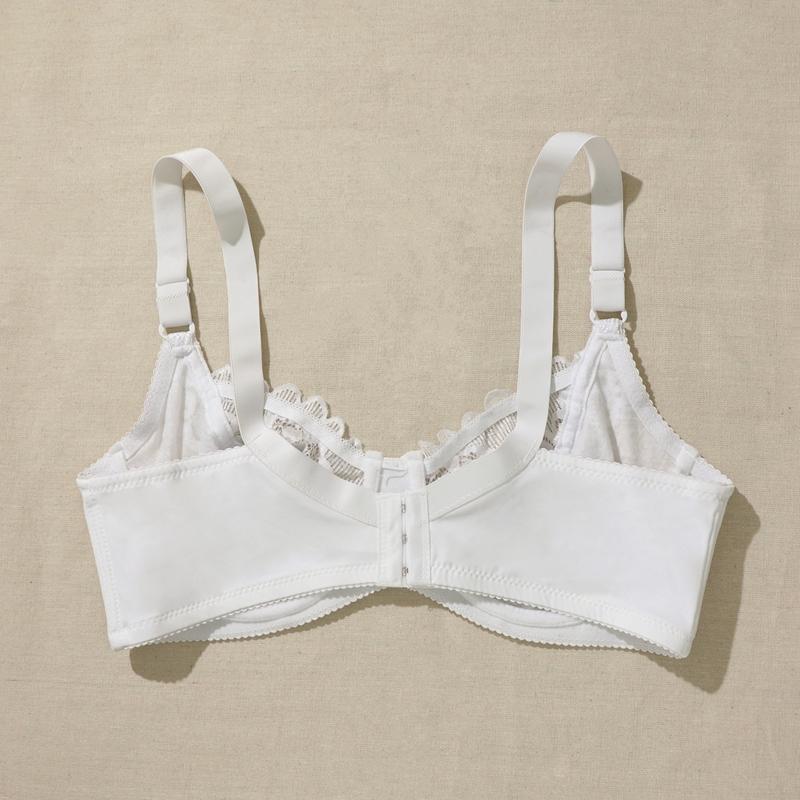 Women Full‑Coverage Underwire Bra Elegant Floral Lace Plus Size Large Cup Adjustable Back Closure Everyday Lingerie