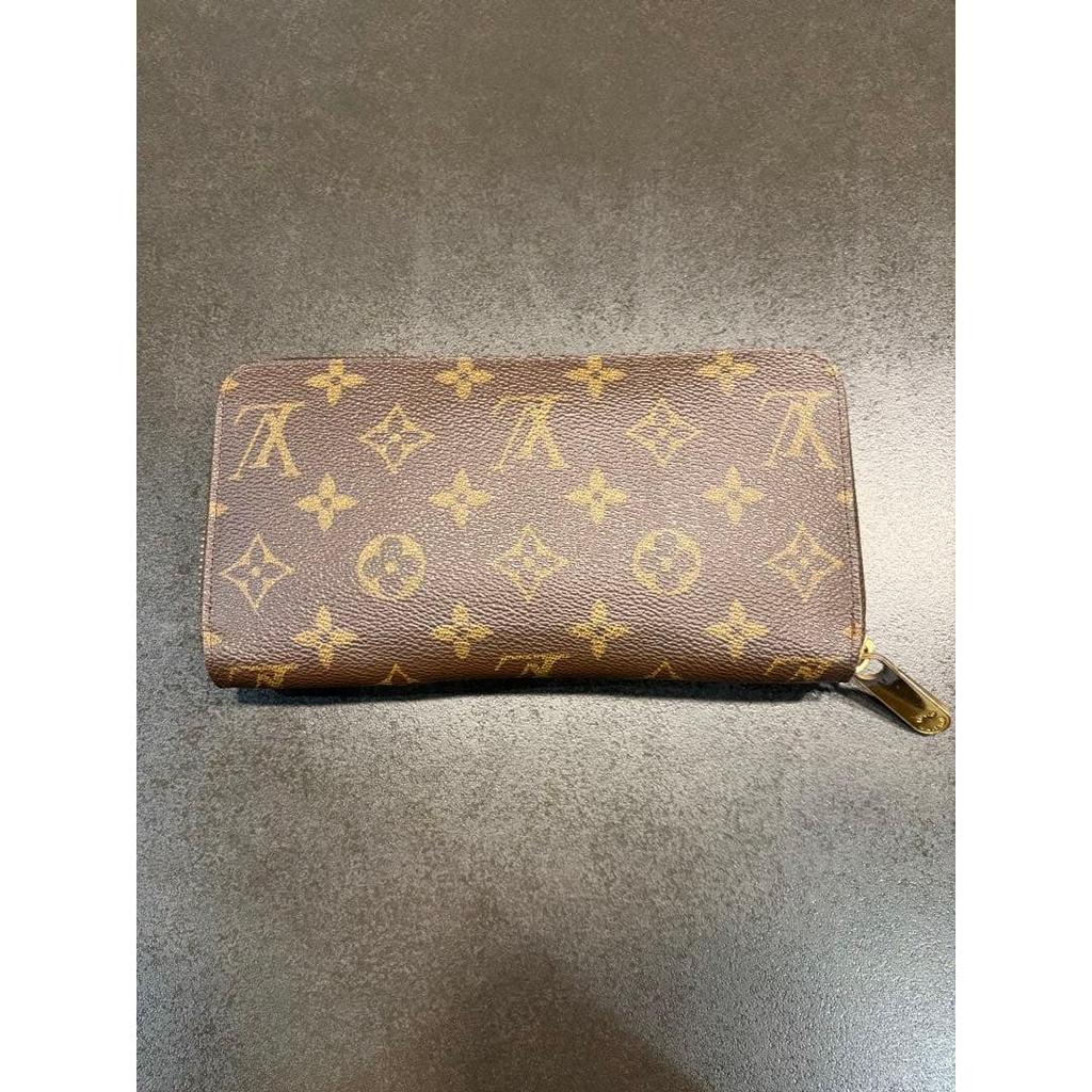 Used Louis Vuitton LOUIS VUITTON monogram long wallet