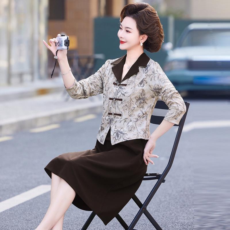 

Элегантное приталенное платье миди в китайском стиле - Мода весна/осень 2025 5XL for 143-155 jin бежевый