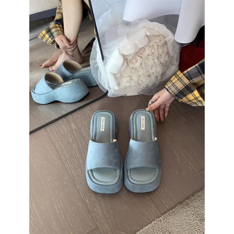 Premium sense thick bottom one-word drag women's summer outer wear design sense niche muffin open toe cool slippers