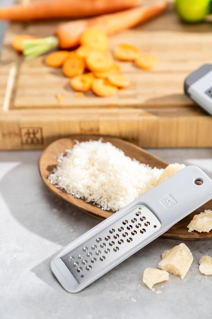 Zwilling Mini Cheese Grater Grater Garlic Ginger Lemon Japanese Mini Grater "Z-CUT Grater" [Authorized Product] Z-CUT 36610-000