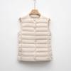 Dámská lehká péřová vesta - Bez rukávů, krátká, kulatý výstřih, na podzim/zimu