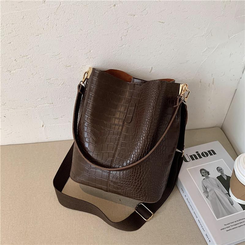 2023 New Stylish Cross-border Fashion Shoulder Bag Street Trend Pu Material Bucket Shape