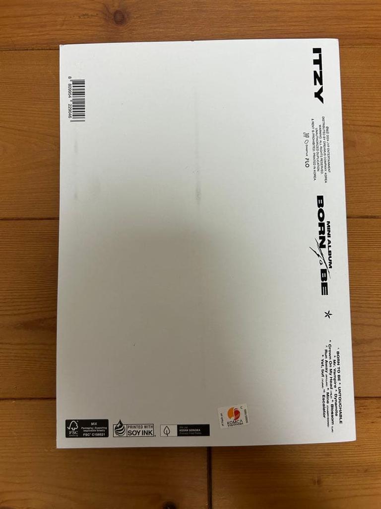 [USED] ITZY BORN TO BE Album