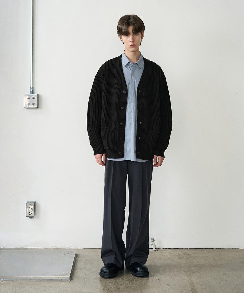 Draw Fit Oversized Bulky V-Neck Cardigan [Black]
