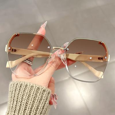 Brillen en accessoires – Zonnebrillen