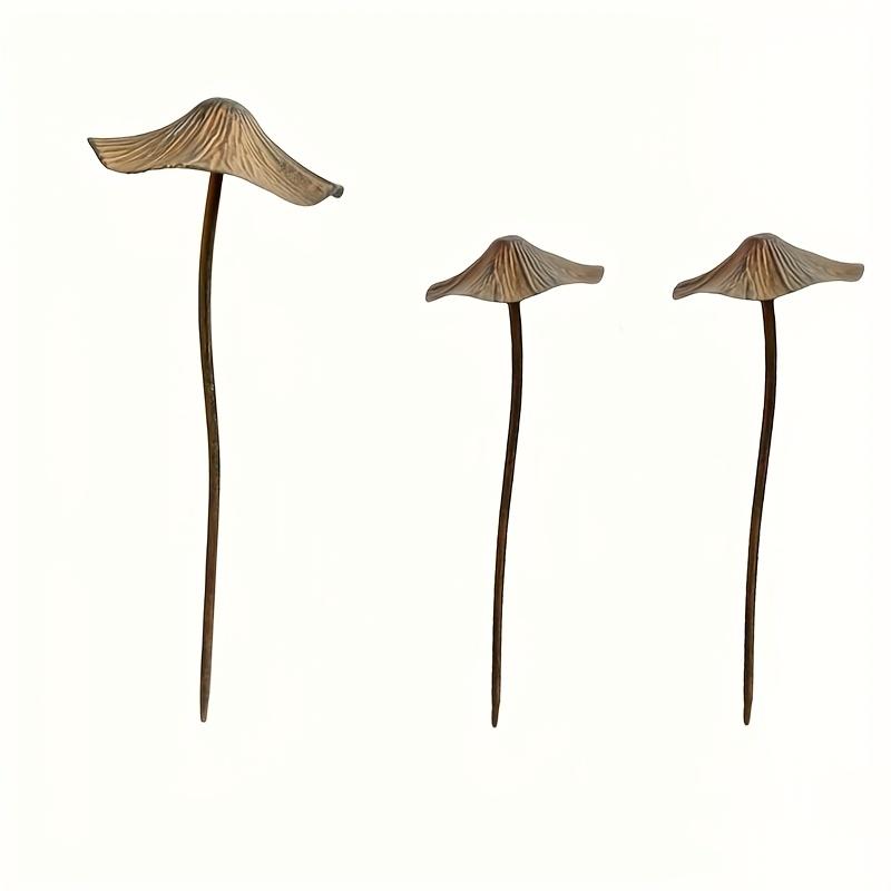 Long Stem Iron Mushroom Decor Set Rustic Garden Ornaments for Outdoor Yard