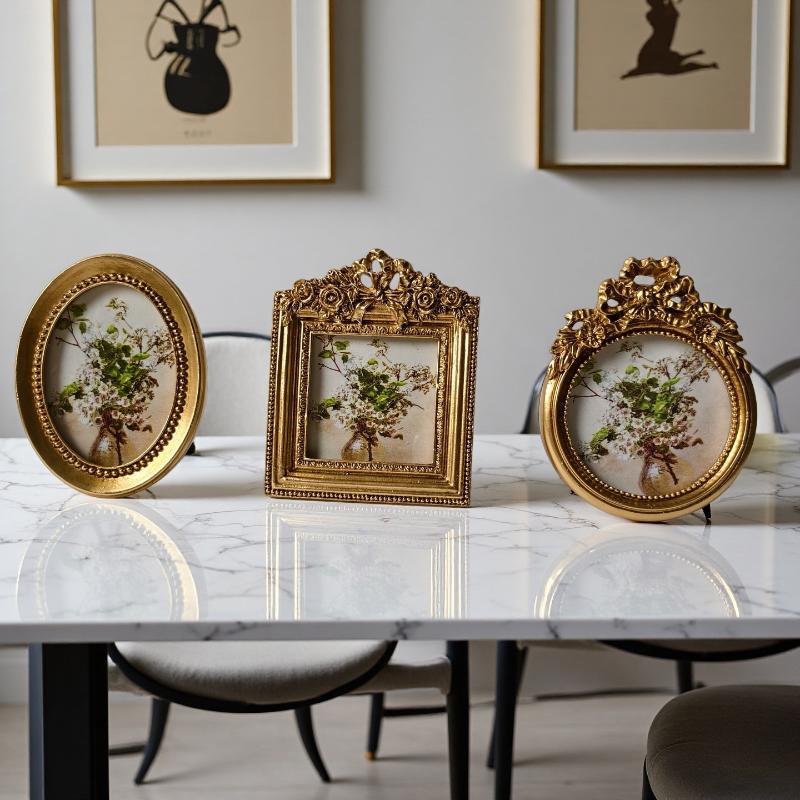 Kreativní Vintage Zlatý Pryskyřičný Rámeček na Obrázky Displejový Držák na Stůl Nástěnná Dekorace Oválný Rámeček na Fotografie Malý Retro Závěsný Rámeček