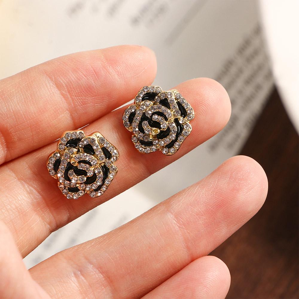 Retro Wild Black Women French Flower Stud Earrings Fashion Jewelry Camellia Earrings Zinc Zinc Alloy