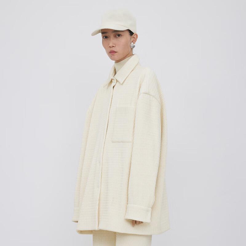 

Куртка зимняя с лацканами LESS 2023 M