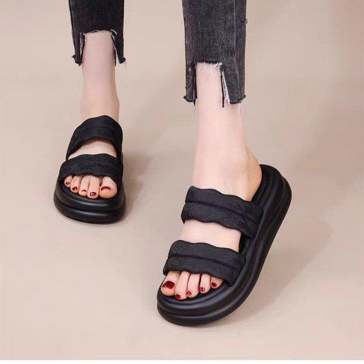 National Style Thick-soled Cool Slippers Women's Outer Wear 202 Season Summer New Fashion Soft-soled Non-slip Heightening Skirt Beach Shoes
