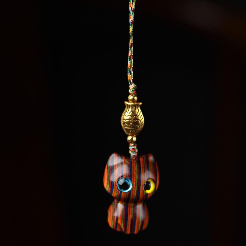 Rainbow Wood Lucky Cat Keychain & Phone Lanyard: Cute & Creative Pendant