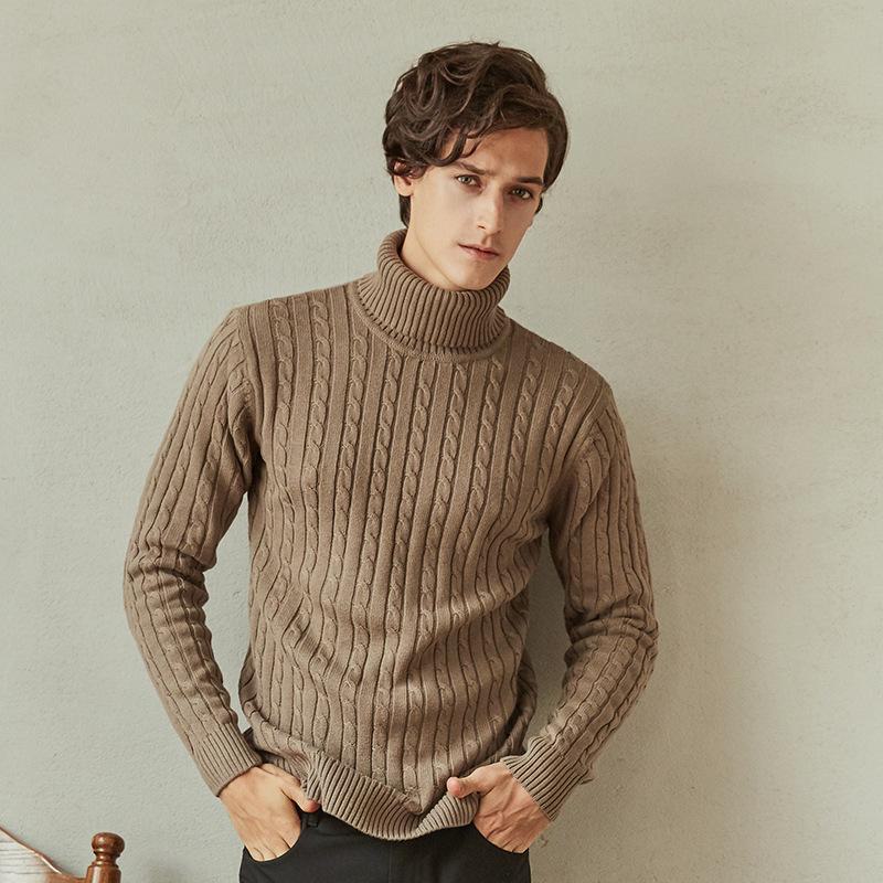 

2024 Новый мужской облегающий вязаный свитер с высоким воротником и витым цветочным узором - корейский стиль, большой размер, молодежный топ M хаки