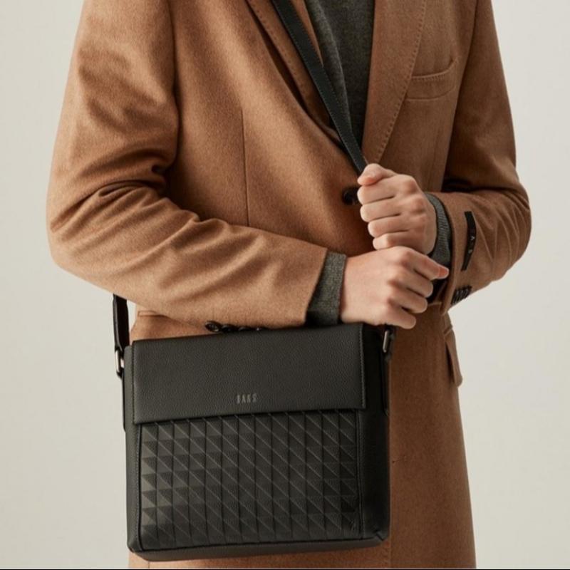Daks Black Cowhide Crossbody Bag Grid Pattern Dbba3f263bk