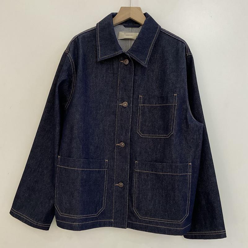 

Женская осенняя джинсовая куртка 2025 года, темно-синяя, из чистого хлопка - Свободный, удобный крой 40 темно-синий