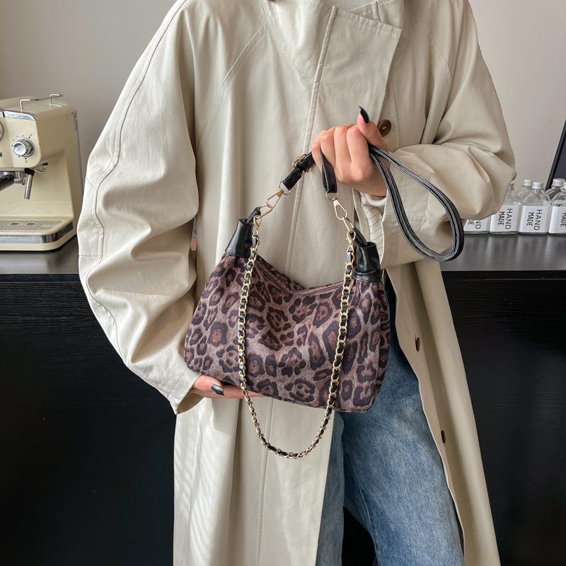 Retro Messenger Bag Damenmode Leopardenmuster personalisiert Pendlerkette Achseltasche große Kapazität lässige Umhängetasche